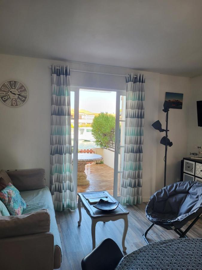 Villa Aux Capellans Sur La Marina Pour 4 Personnes - Vue Marina - Parking - Plage A 5 Min A Pied Сен-Сиприен Экстерьер фото